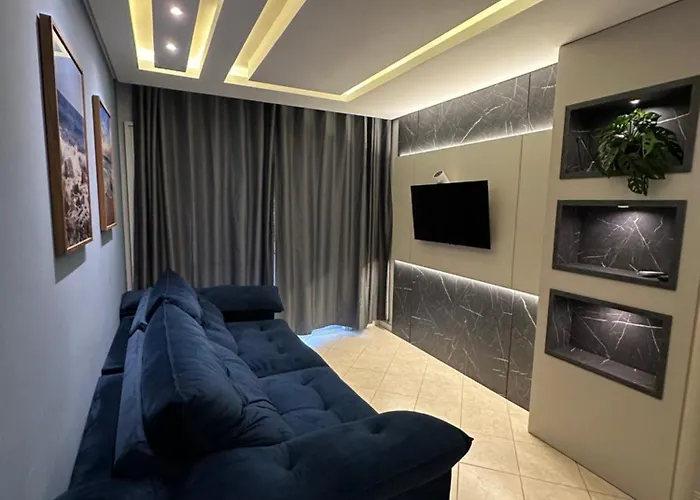 Ap Bombinhas Completo 100 Metros Do Mar Na Aluguejaah Apartamento